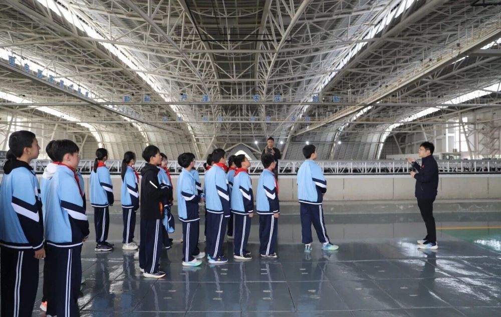 c9cbe384b7f84f44901f868788c2ae3e.jpg c9cbe384b7f84f44901f868788c2ae3e.jpg