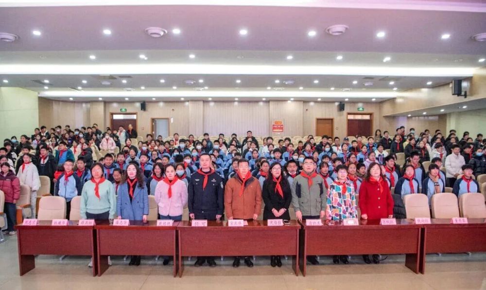 8a05a1ac843e4c2daa31d0715b9c23fd.jpg 8a05a1ac843e4c2daa31d0715b9c23fd.jpg