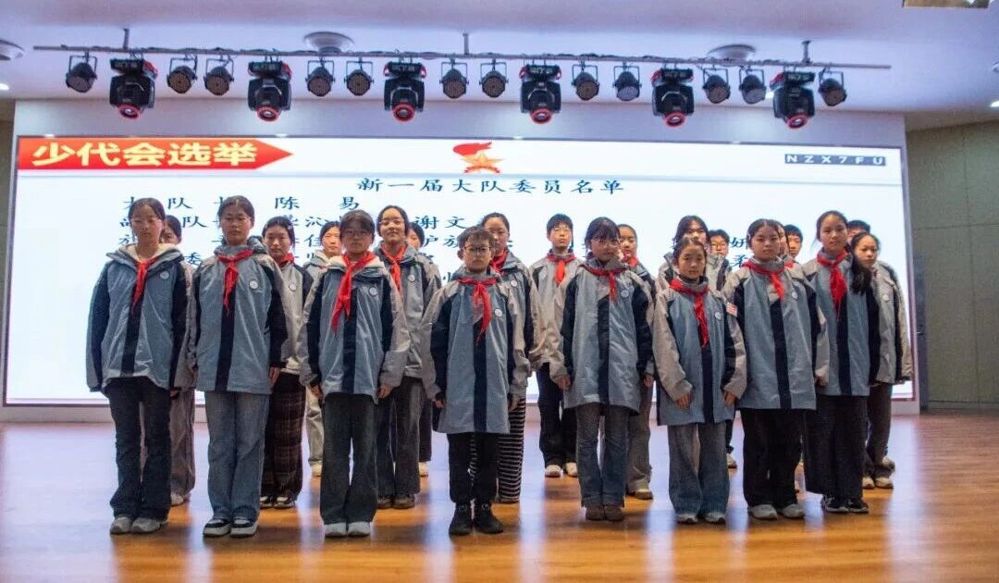 af2142c8ac174185876fa305f74bc115.jpg af2142c8ac174185876fa305f74bc115.jpg